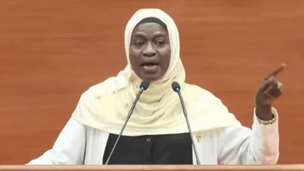Entre Sonko et Diomaye: La Députée Amy Dia a choisi…