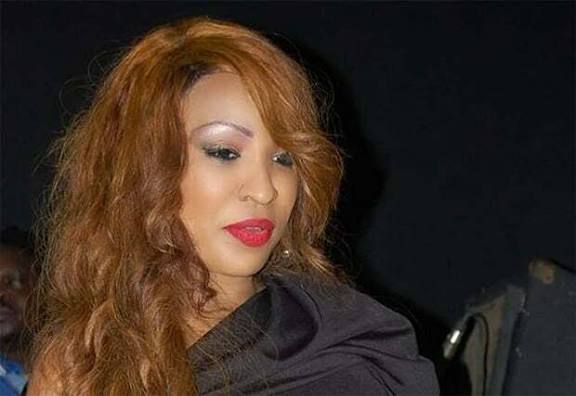 Décès de Mame Less Thioune : La chanteuse Viviane Chidid fait une importante annonce