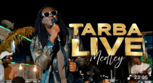 (Vidéo)- Live Medley – Ambiance de folie : Tarba Mbaye revisite ses hits en live !