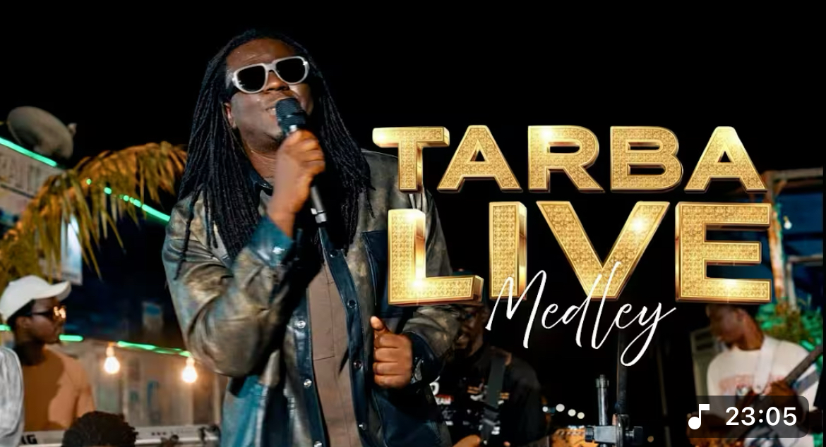 (Vidéo)- Live Medley – Ambiance de folie : Tarba Mbaye revisite ses hits en live !