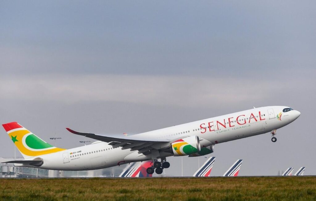 Air Sénégal : un vol contraint de faire demi-tour à cause de…