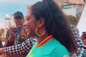 (Vidéo): Mia Guissé déjà dans la peau du 12e Gaindé