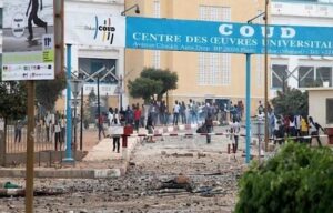 Affrontements à Dakar : l’UCAD secouée, une journaliste évacuée d’urgence