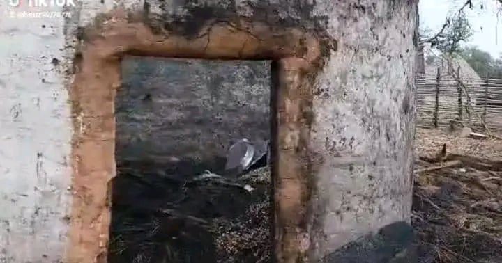 Néoudou : la maison du chef du village ravagée par un incendie, l’argent du GIE en cendres…