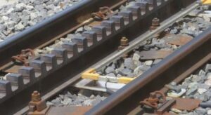 Bel Air : deux individus arrêtés avec 13 rails de train volés, un gardien impliqué…