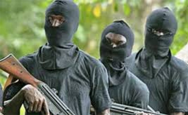 Pikine : un membre d’une bande ārmée interpellé après une attāque contre une société de ferraille