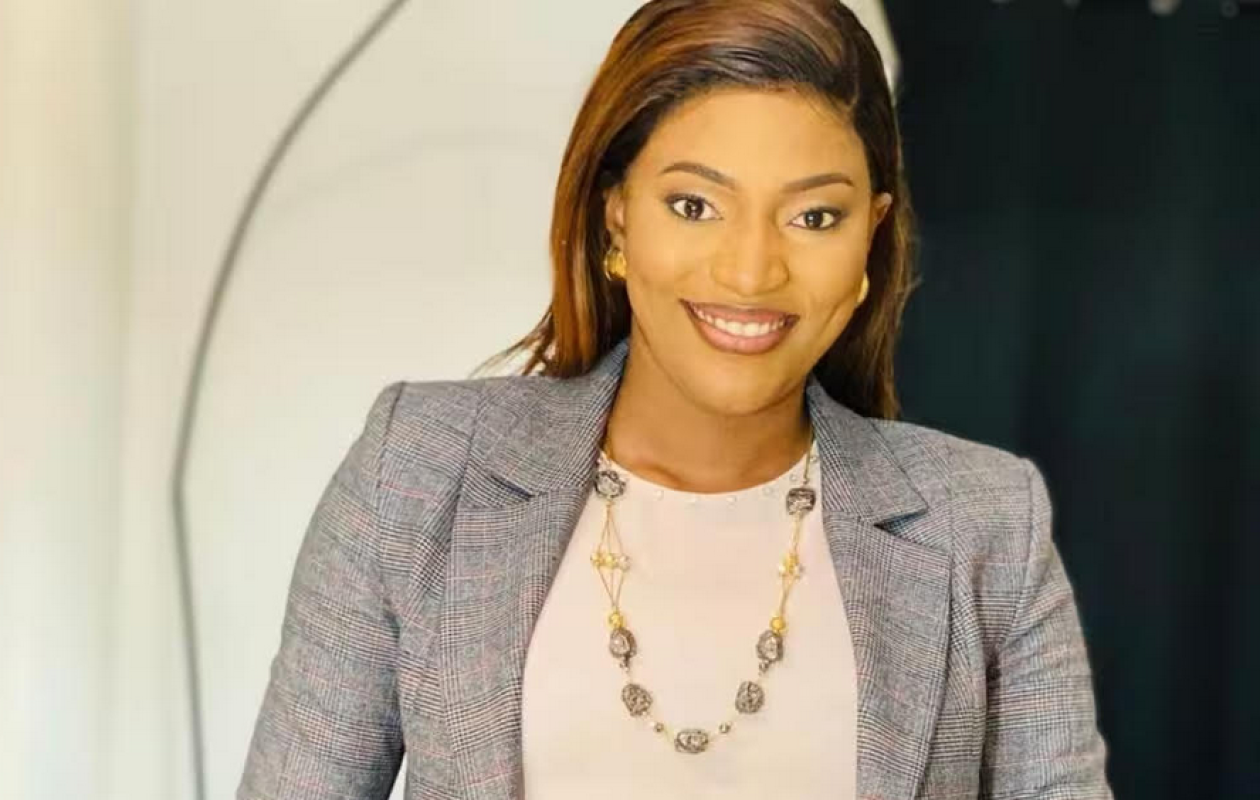 Nouveau départ à D Media : Néné Aïcha Ba quitte la Sen TV pour…
