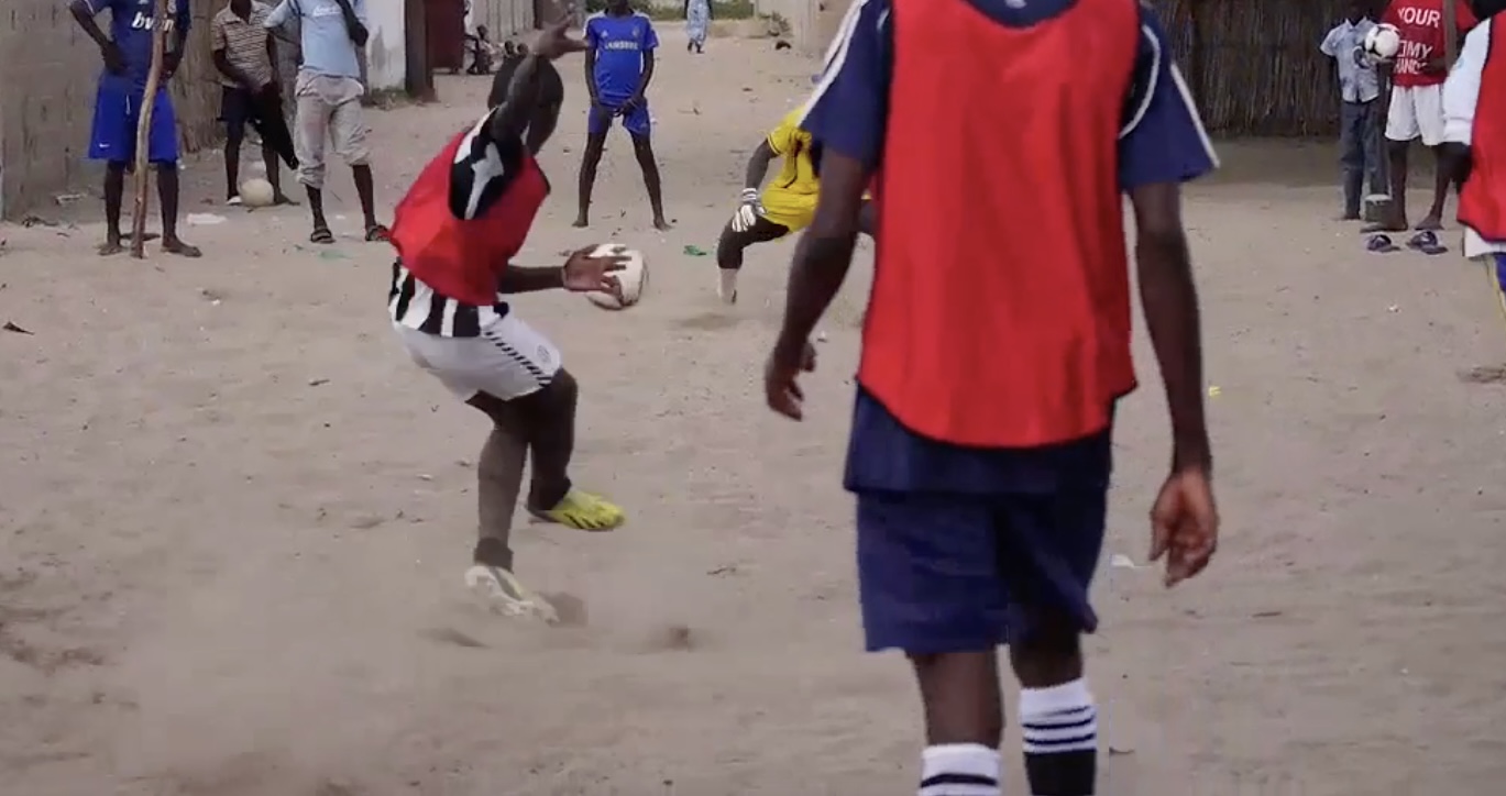 Jaxaay : un élève de 4e arrêté après la mort de son ami lors d’un match de football…
