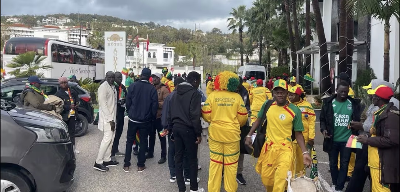(Vidéo) – Finale Sénégal vs Maroc : le départ du 12ᵉ Gaïndé vers le stade…