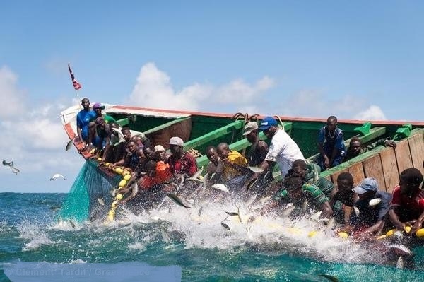 Collision en mer : une pirogue sénégalaise chavire, plusieurs pêcheurs disparus…