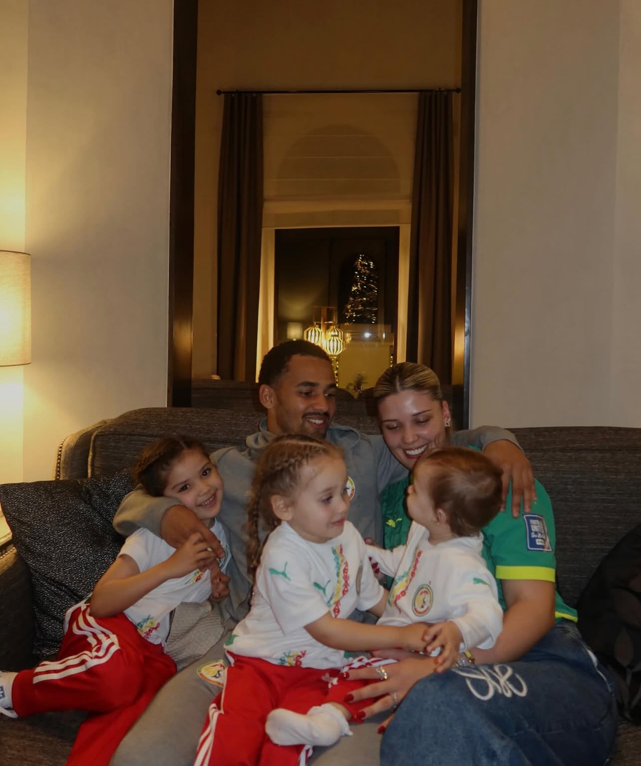 Illimane Ndiaye fait fondre la toile avec sa famille