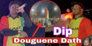 (Vidéo) – Concert : Dip met le feu à la scène et lance des piques…