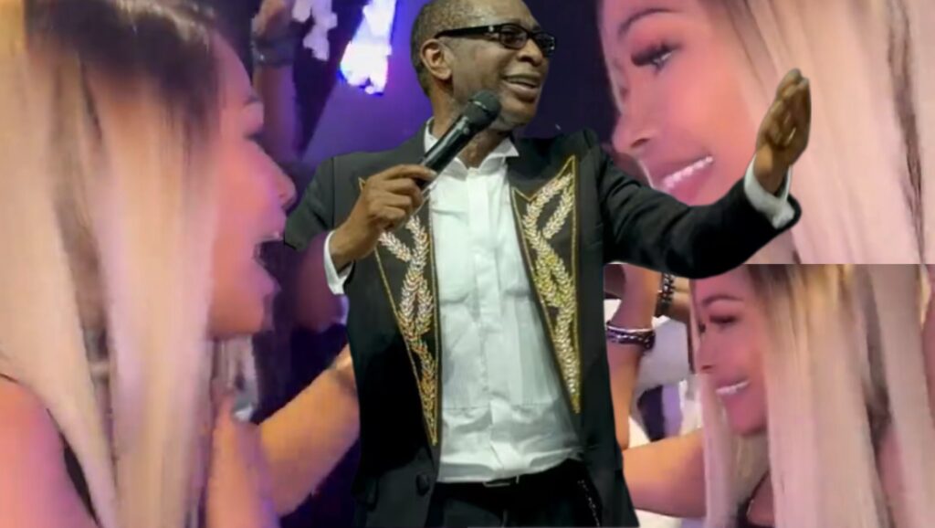 (Vidéo)- Toute rajeunie, Aïda Coulibaly, la femme de Youssou Ndour s’est éclatée de joie après…