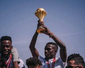 Football : le trophée de la CAN 2025 sillonne les 14 régions