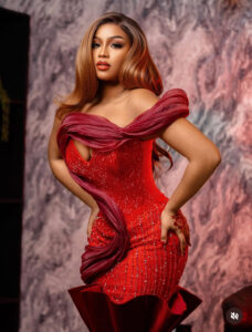 Korité chic : la tenue spectaculaire de Astar fait sensation