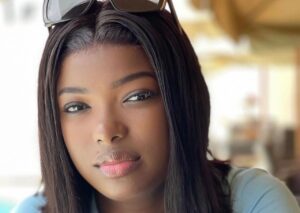 Déférée pour vol : Un long week-end attend Mame Dior de la série « Bété Bété »