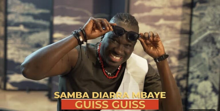 (Clip officiel) – « Guis Guis », le magnifique clip de Samba Diarra Mbaye…