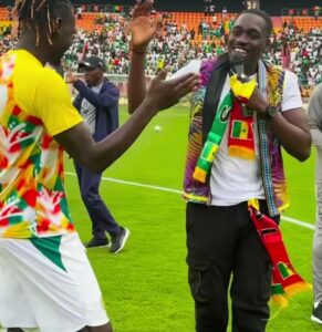 Quand la pression digitale impose Eljaz au Stade Abdoulaye Wade