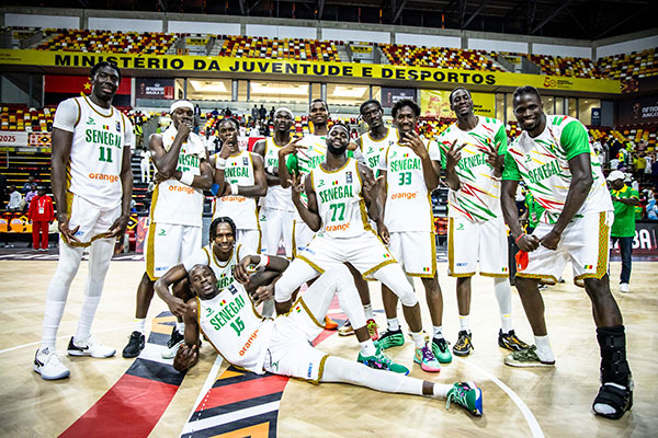 Basket : les Lions assurent à domicile et visent la qualification