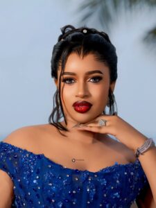 Le look « royal » de Ndeye Mouhamed Niang qui affole la toile !