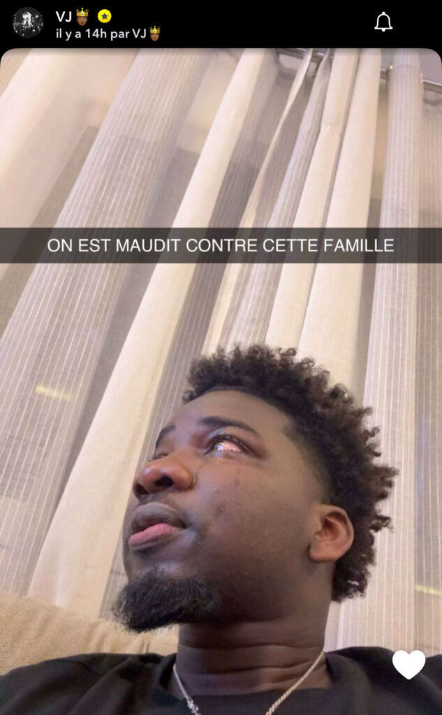 IMG_3544-633x1024 Arrêt sur image : Les larmes de Vj après la défaite de Modou Lo