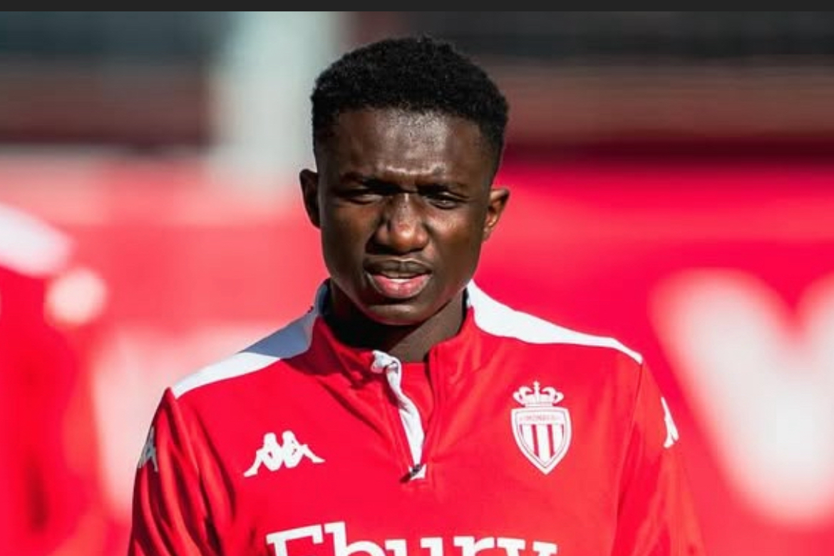 (photos)- Carnet rose : Lamine Camara s’est marié, découvrez l’heureuse élue