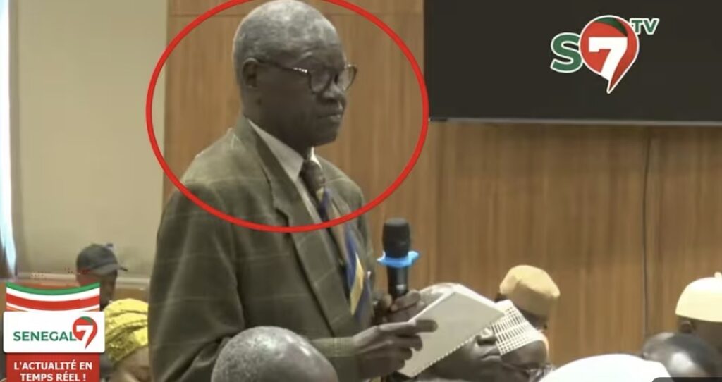 (Vidéo) – Rencontre avec le ministre de l’Intérieur : ce vieux prend la défense des homosexuels…