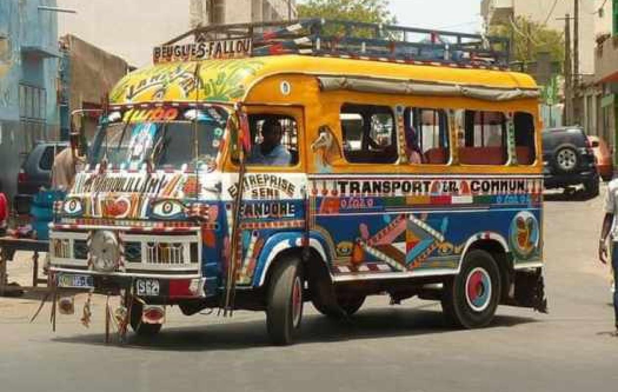 Guédiawaye : Un homme meurt dans un car rapide avec plus de 2 millions FCFA