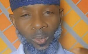 Saint-Louis : Masseck Sarr en garde à vue après des propos visant Serigne Touba.