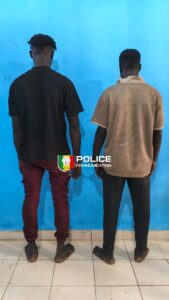 Jaxaay : deux individus interpellés pour une série de vols de batteries de véhicules