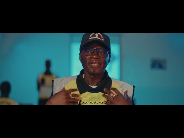 Clip – « Honneur et Patrie », Omar Pène rend hommage à la Gendarmerie nationale