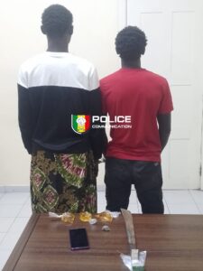 Terreur à Thiaroye Azur : Les auteurs d&rsquo;une agression nocturne à la machette arrêtés par la police