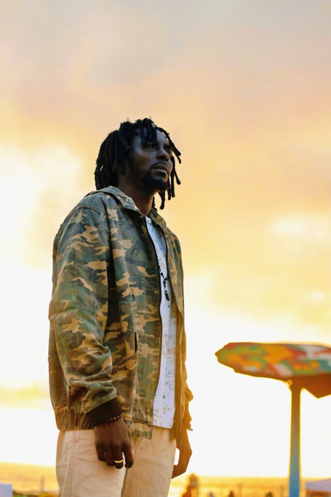 Anaké annonce la sortie de son premier album : BUKUT