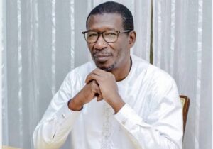 Plainte pour diffamation : Mary Teuw Niane attaque Thierno Lô après ses accusations sur Macky Sall.