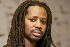 ​« Défare Sénégal mo taxoon ñu xéx » : Gaston Bandimic répond aux critiques après son soutien à Thiat