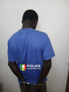 Fatick : sa sœur barricadée avec ses enfants, il tente d’enfoncer la porte armé d’un couteau