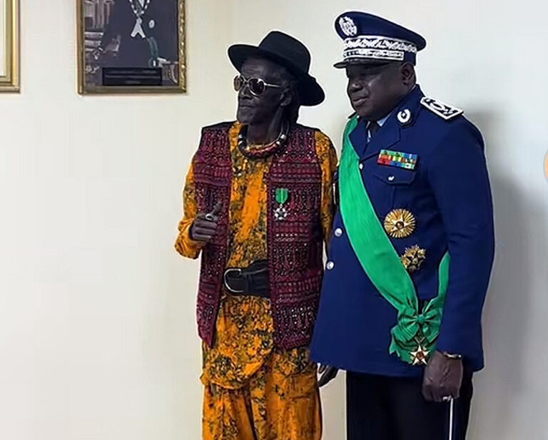 Distinction honorifique : Cheikh Ndiguel Lo décoré Chevalier de l’Ordre du Mérite