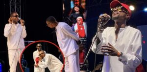 (Vidéo) – Fête de la musique : Elaj Keïta enflamme la Maison de la Culture Douta Seck avec une magnifique performance…