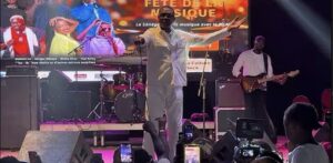 (Vidéo) – Fête de la musique : Youssou Ndour fait une apparition inattendue à Douta Seck