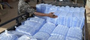Sachets d’eau au Sénégal : 82 % des échantillons jugés impropres à la consommation…