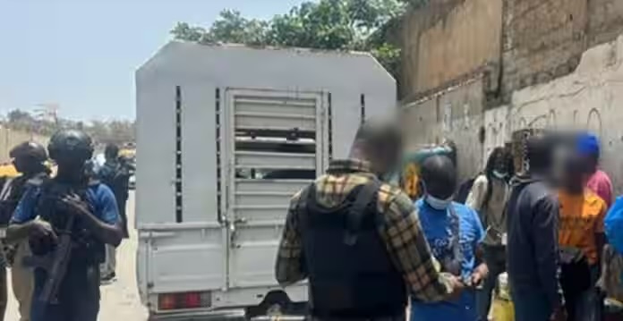 Yeumbeul : Les policiers tirent, les jeunes ripostent… que se passe-t-il au quartier Afia 3 ?