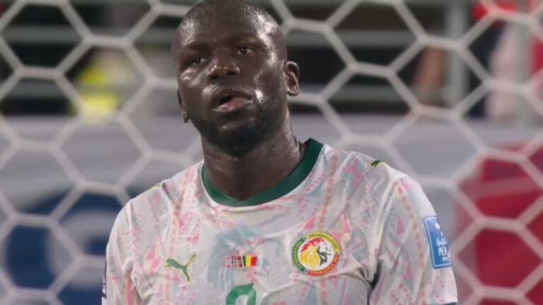 Kalidou Koulibaly commet une erreur fatale, la Norvège ouvre le score (vidéo)