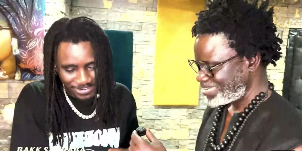 (Vidéo) – « Bakk Saaraba » : des artistes se réunissent autour d’un opus inédit…