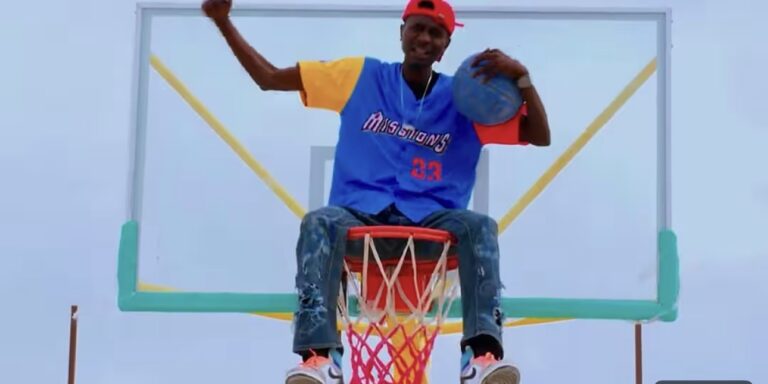 (Clip officiel) – Karballah dévoile un magnifique clip, « Khaby Lam »