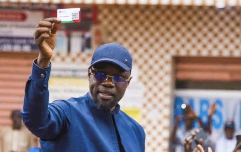 Mbour : le préfet interdit une opération de vente de cartes d’adhésion de Pastef…