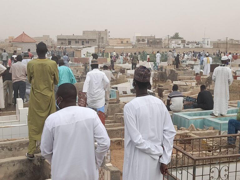 Tivaouane : Le cri d&rsquo;alarme de Serigne Abdoul Aziz Diop contre l&rsquo;occupation anarchique du cimetière Bakhiya