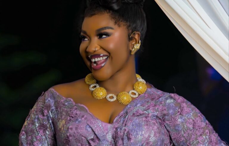 Magal 2026 : le look chic de Mia Guissé fait l’unanimité