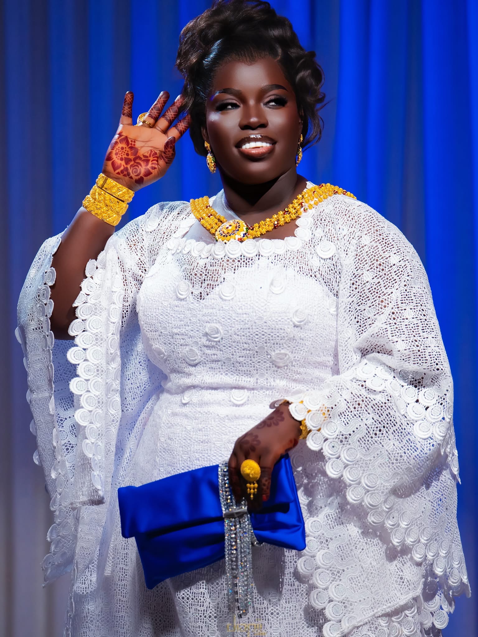 (Photos)- Maman Vulgaire fait sensation avec son look spécial Gamou