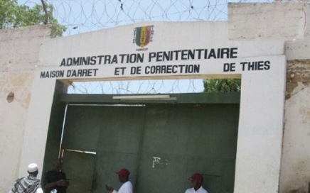 Thiès : elle blesse son mari à la tête et écope d’un mois de prison ferme…