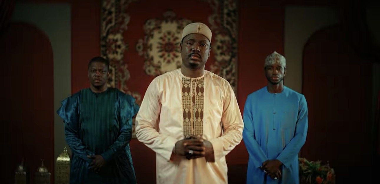 (Clip officiel) – Cheikh Baye Biteye dévoile « Mbekte Gamou » avec Bidew Bou Bess…
